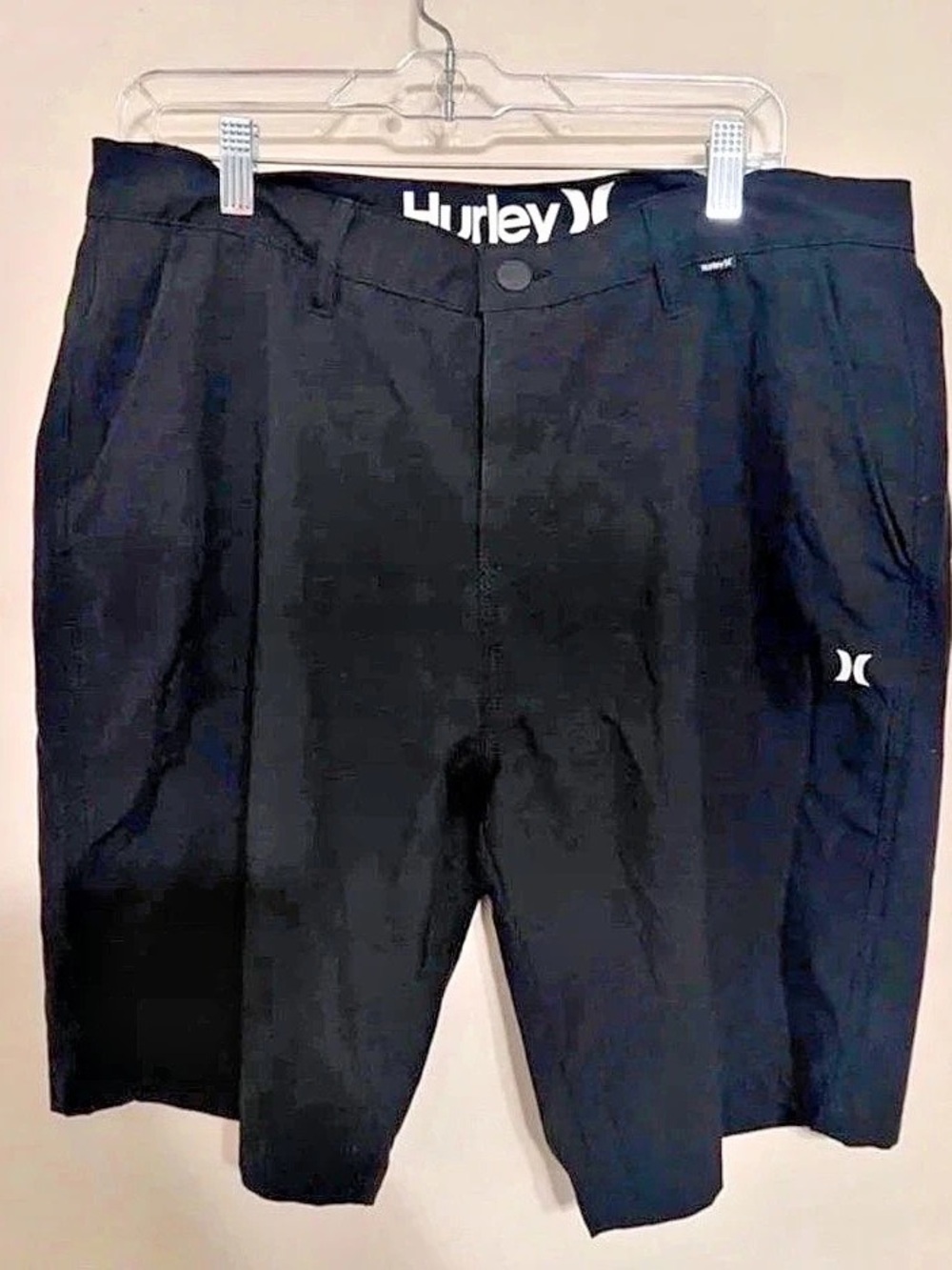 Hurley Men's Black Flat Front Shorts Waist 36 Like New
